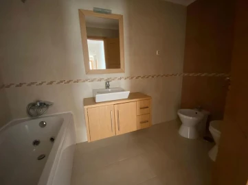 Apartamento T2 para Venda em Loule (São Clemente)