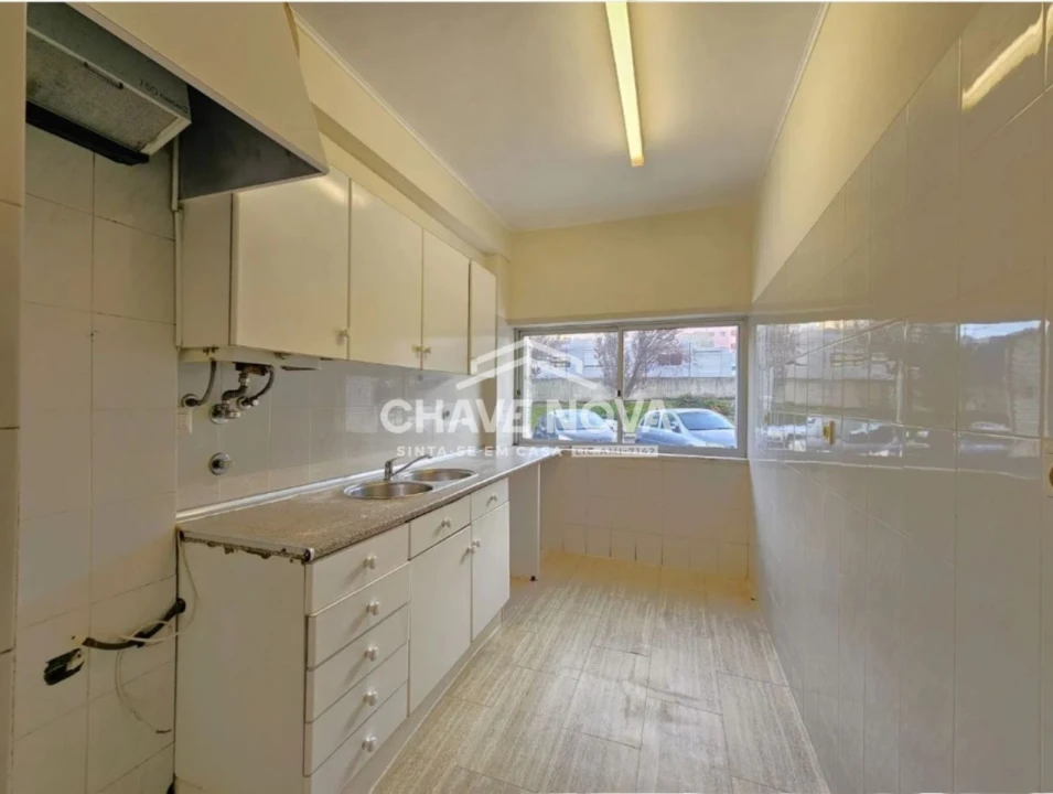 Apartamento T3 para Venda em Loures Foto 1