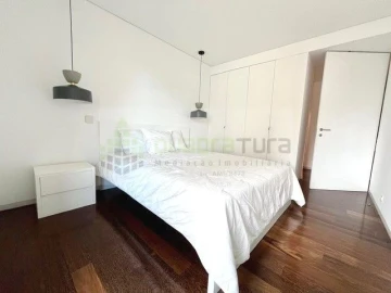 Apartamento T3 para Venda em Aldoar, Foz do Douro e Nevogilde