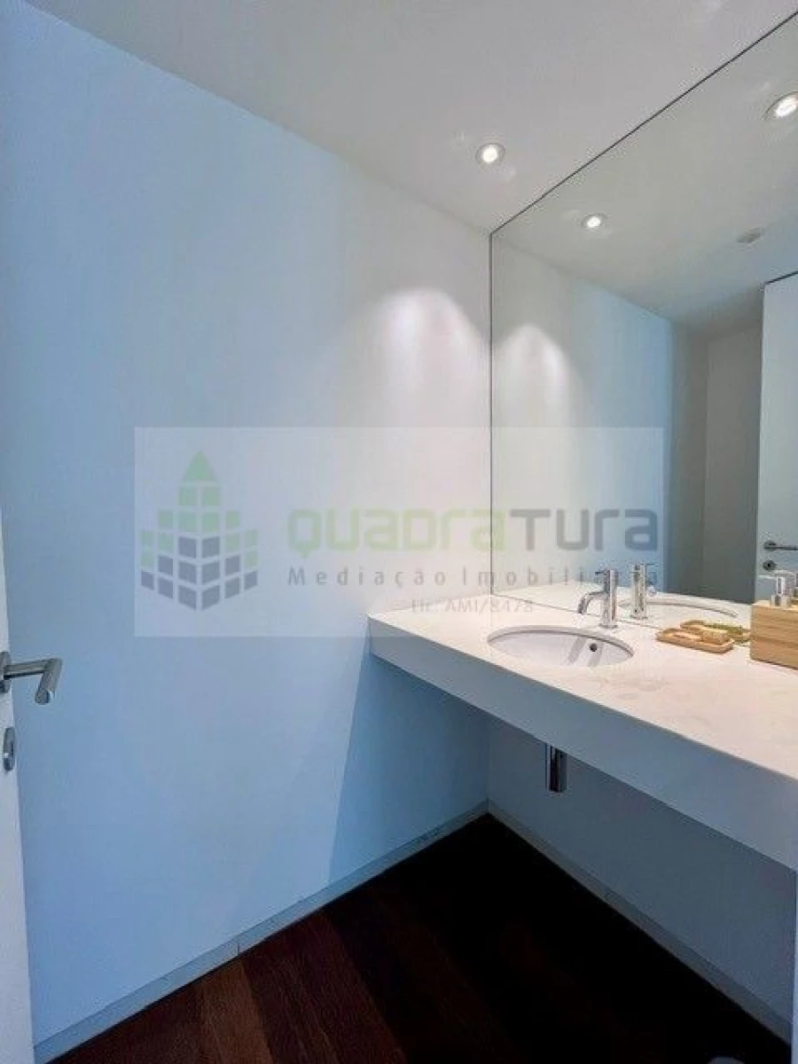 Apartamento T3 para Venda em Aldoar, Foz do Douro e Nevogilde Foto 20