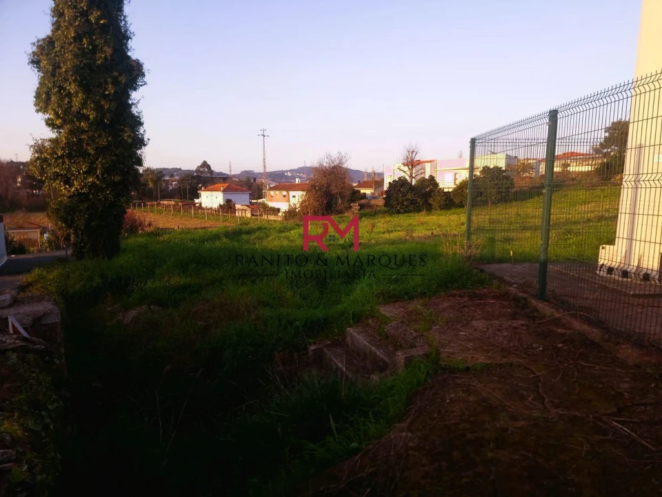 Terreno para Venda em Alfena Foto 3