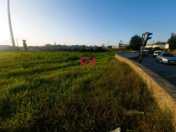 Terreno para Venda em Alfena