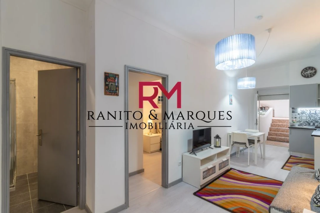 Prédio para Venda em Cedofeita, Santo Ildefonso, Sé, Miragaia, São Nicolau e Vitória Foto 3