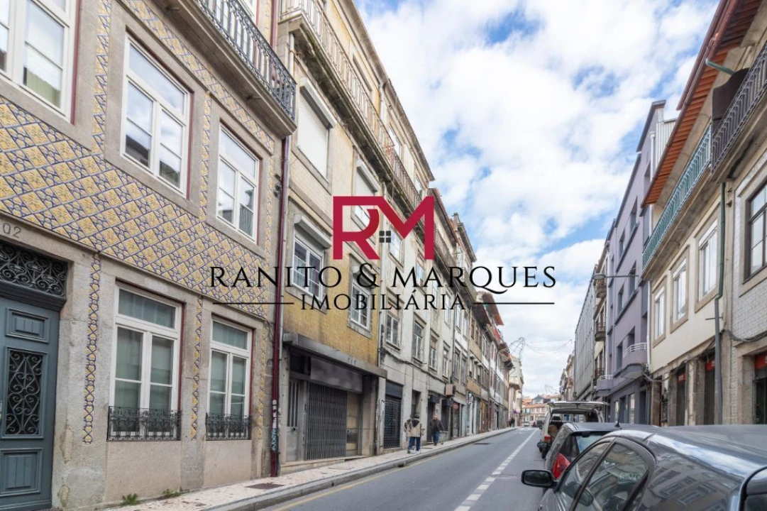 Prédio para Venda em Cedofeita, Santo Ildefonso, Sé, Miragaia, São Nicolau e Vitória Foto 24