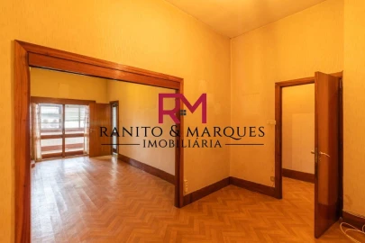 Prédio para Venda em Cedofeita, Santo Ildefonso, Sé, Miragaia, São Nicolau e Vitória