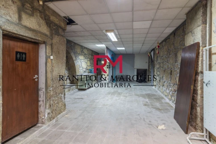 Prédio para Venda em Cedofeita, Santo Ildefonso, Sé, Miragaia, São Nicolau e Vitória Foto 23