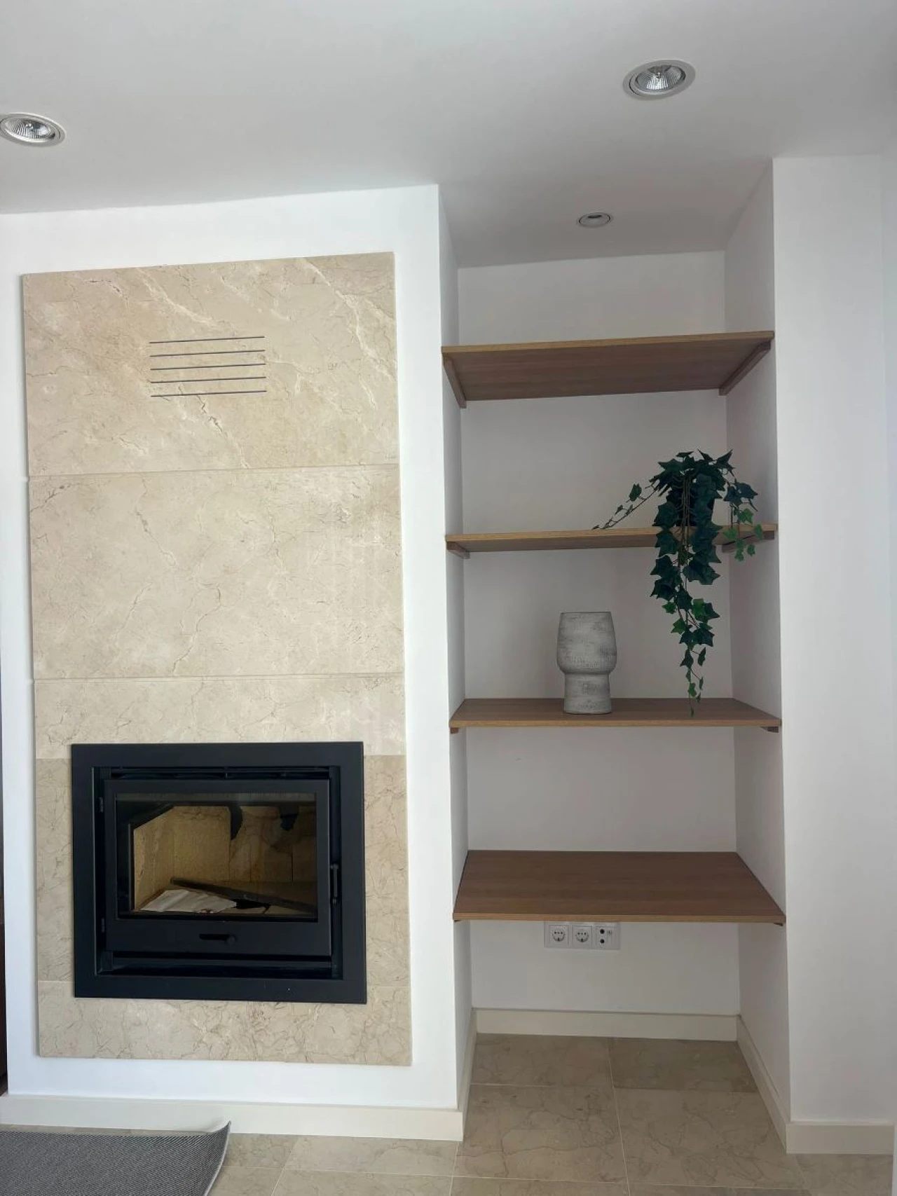 Apartamento T2 para Venda em Quarteira Foto 14