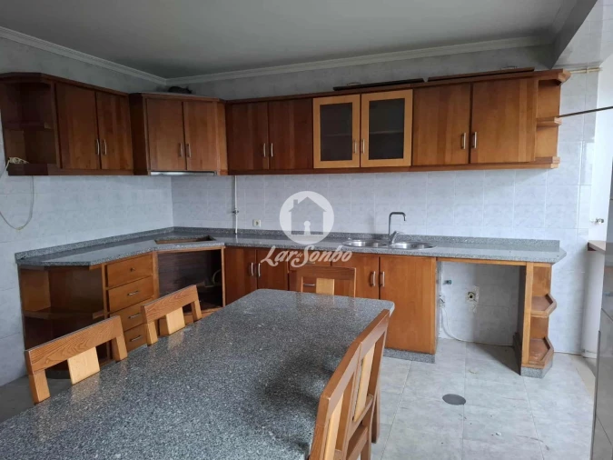 Apartamento T3 para Venda em Cristelos, Boim e Ordem Foto 9