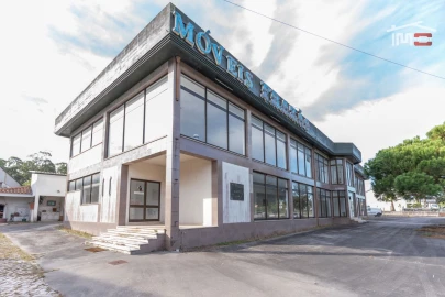 Armazém para Arrendamento em Nossa Senhora da Piedade