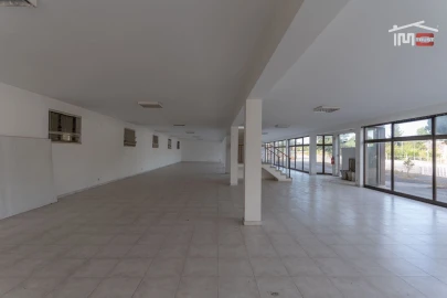 Armazém para Arrendamento em Nossa Senhora da Piedade