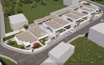 Moradia T3 para Venda em Santa Maria da Feira, Travanca, Sanfins e Espargo