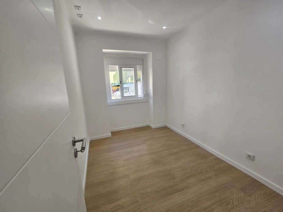 Apartamento T2 para Venda em Mina de Água Foto 14