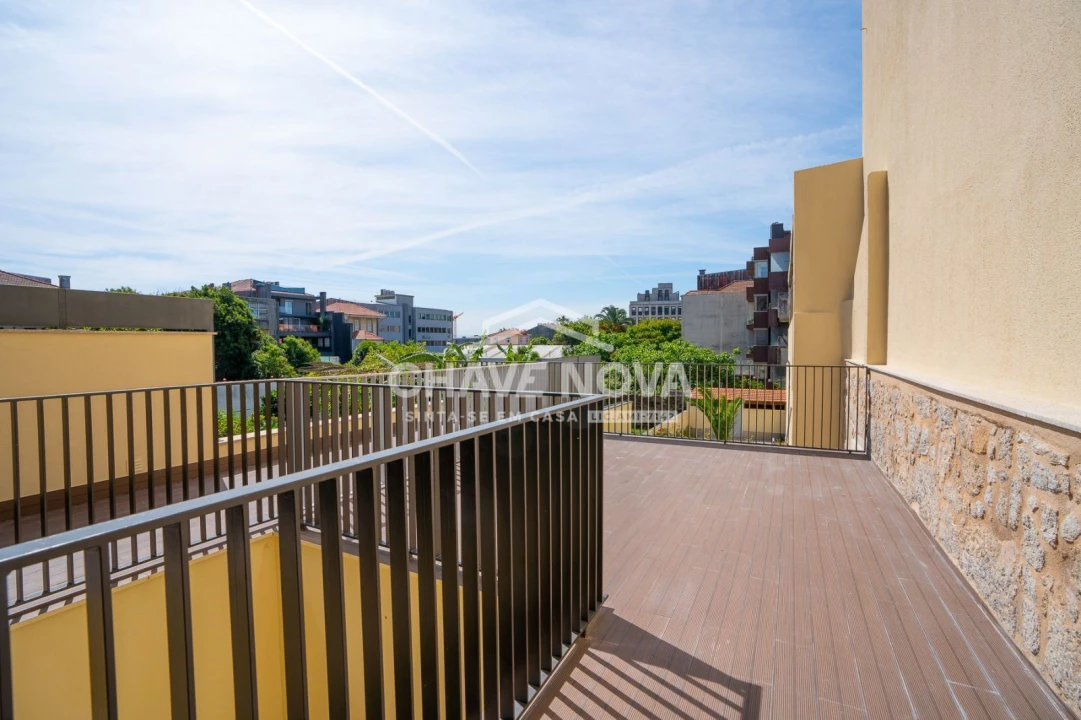 Apartamento T2 para Venda em Cedofeita, Santo Ildefonso, Sé, Miragaia, São Nicolau e Vitória Foto 9