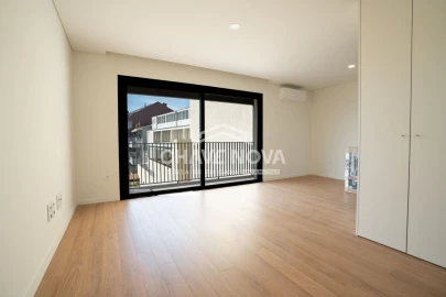 Apartamento T2 para Venda em Cedofeita, Santo Ildefonso, Sé, Miragaia, São Nicolau e Vitória