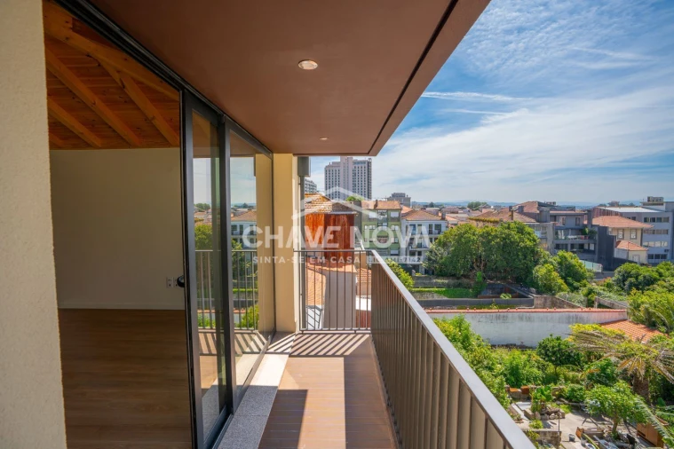 Apartamento T2 para Venda em Cedofeita, Santo Ildefonso, Sé, Miragaia, São Nicolau e Vitória Foto 3