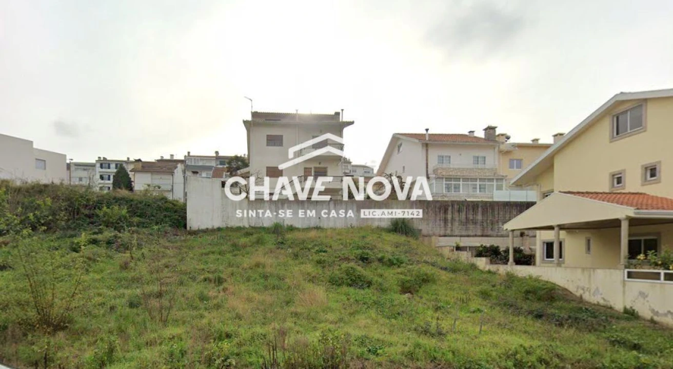 Terreno para Venda em Gondomar (São Cosme), Valbom e Jovim Foto 1