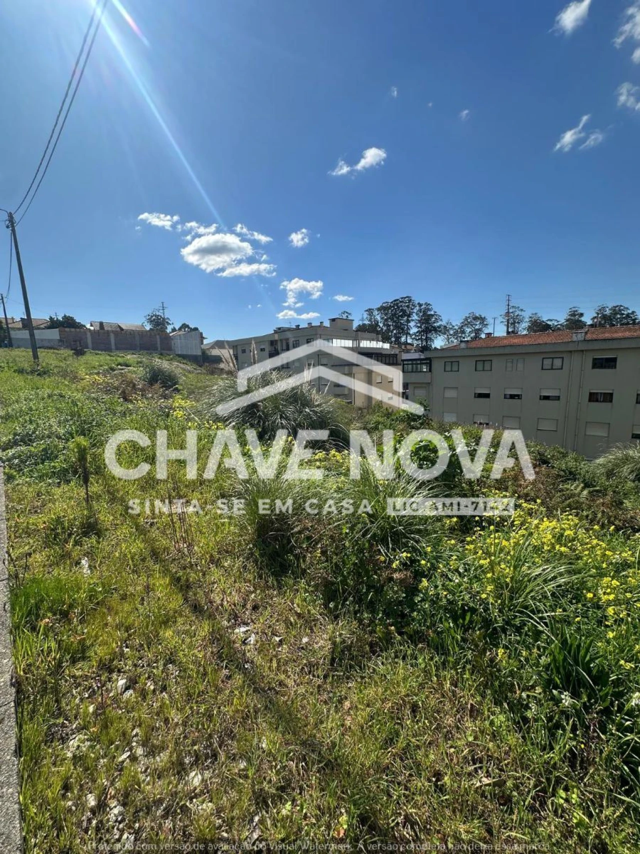 Terreno para Venda em Paços de Brandão Foto 2