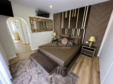 Moradia T3 para Venda em Quarteira