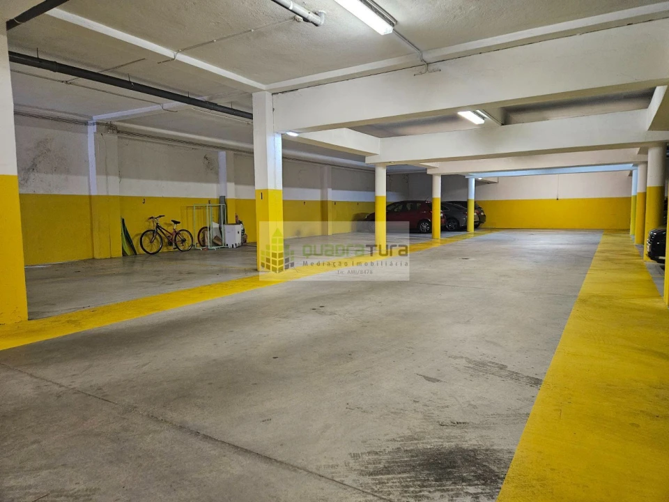 Apartamento T1 para Venda em Paranhos Foto 18