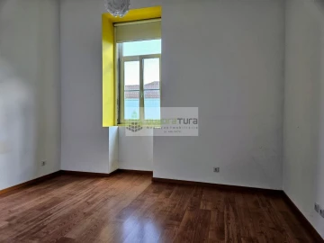 Apartamento T1 para Venda em Paranhos