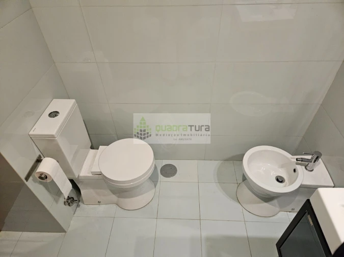 Apartamento T1 para Venda em Paranhos Foto 13