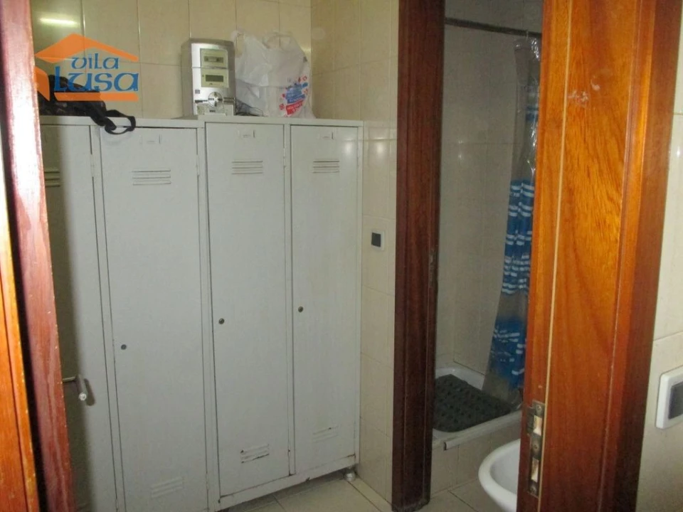 Loja para Trespasse em Vilar de Andorinho Foto 11