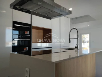 Apartamento T1 para Venda em Corroios