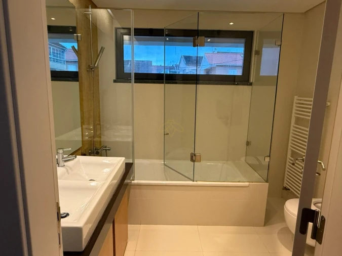 Moradia T4 para Venda em São Domingos de Rana Foto 22