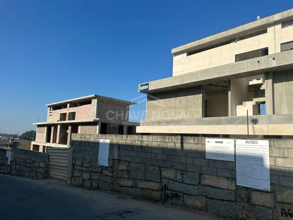 Moradia T4 para Venda em Canidelo Foto 1