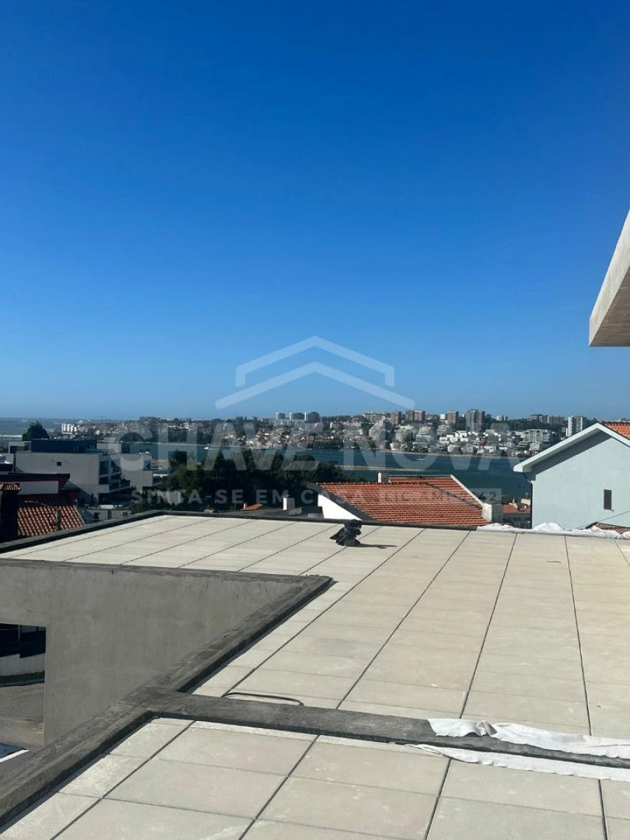 Moradia T4 para Venda em Canidelo Foto 13