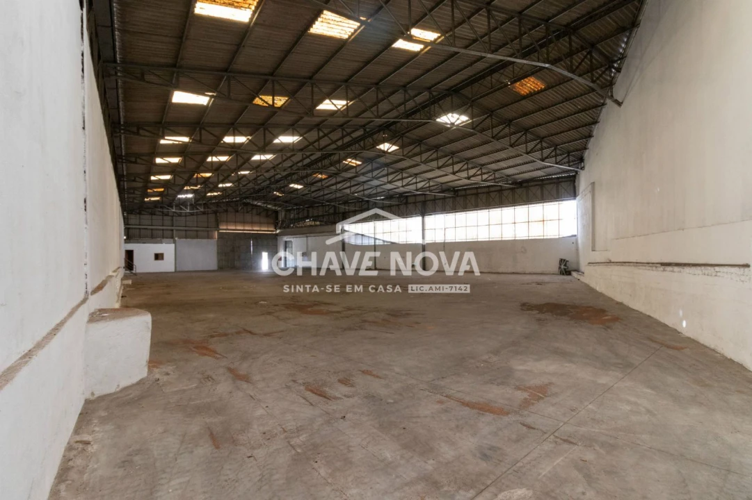 Armazém para Arrendamento em Santa Maria de Lamas Foto 5