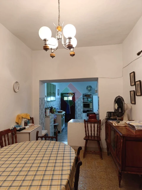 Moradia T5 para Venda em São João Baptista