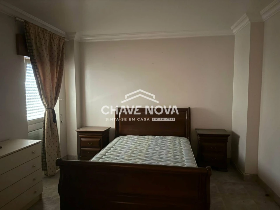 Apartamento T4 para Venda em Faro (Sé e São Pedro) Foto 9