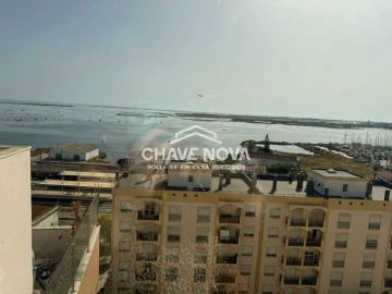 Apartamento T4 para Venda em Faro (Sé e São Pedro)