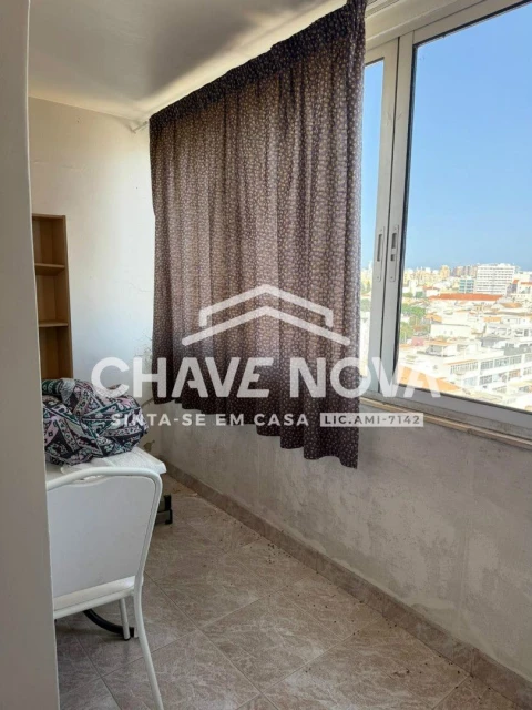 Apartamento T4 para Venda em Faro (Sé e São Pedro)