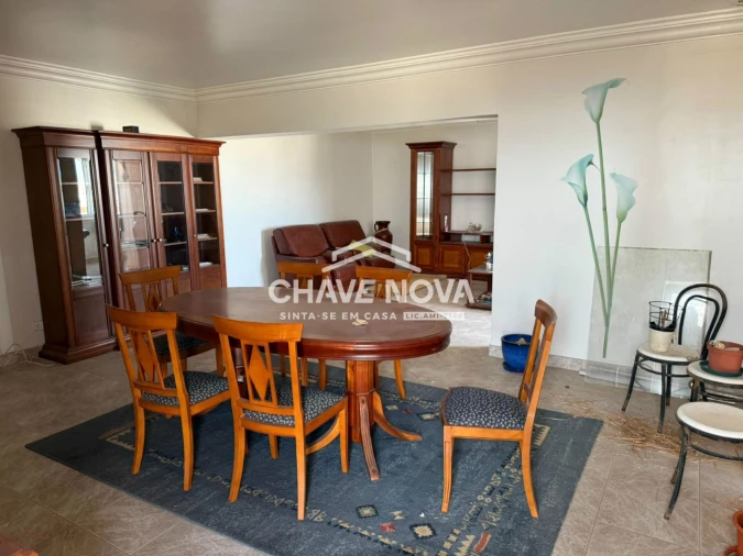 Apartamento T4 para Venda em Faro (Sé e São Pedro) Foto 5
