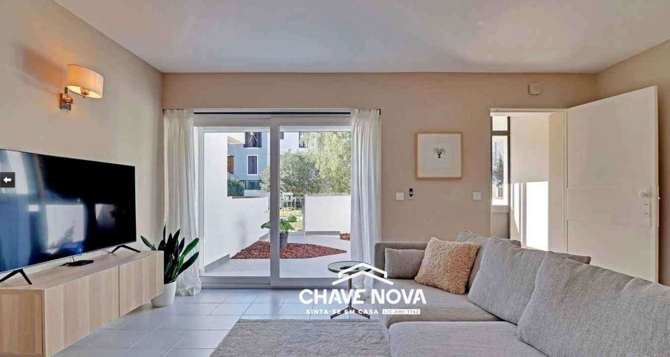 Moradia T3 para Arrendamento em Quarteira Foto 11