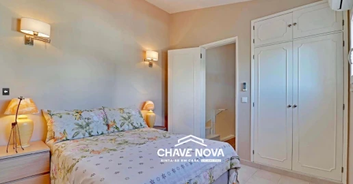 Moradia T3 para Arrendamento em Quarteira