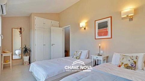 Moradia T3 para Arrendamento em Quarteira