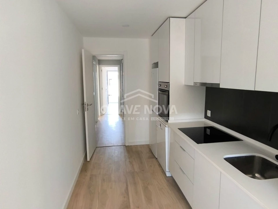 Apartamento T3 para Venda em Águas Livres Foto 6