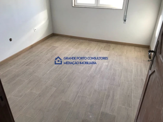 Moradia T3 para Venda em Aguas Santas Foto 10