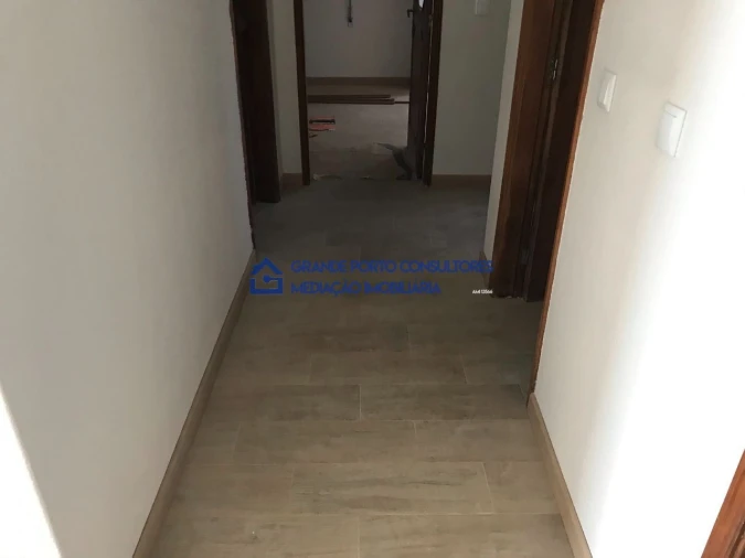 Moradia T3 para Venda em Aguas Santas Foto 9