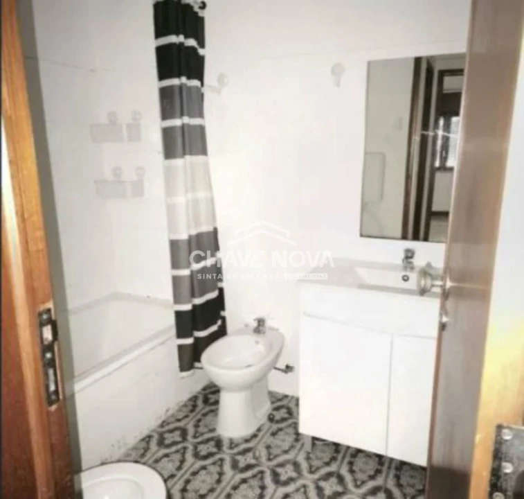 Apartamento T2 para Venda em Massamá e Monte Abraão Foto 6