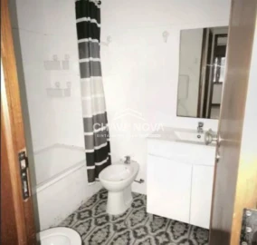 Apartamento T2 para Venda em Massamá e Monte Abraão