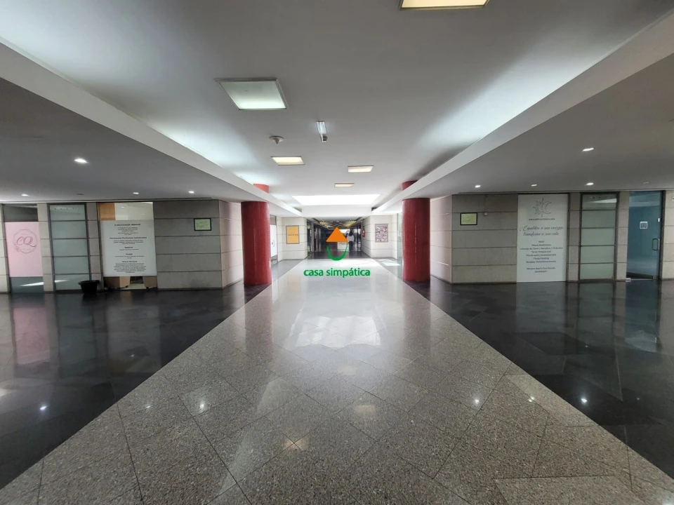 Loja para Venda em Gondomar (São Cosme), Valbom e Jovim Foto 12