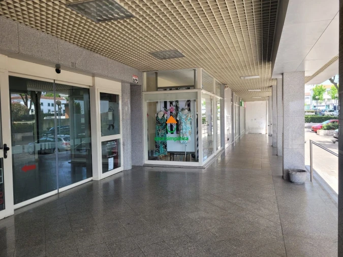 Loja para Venda em Gondomar (São Cosme), Valbom e Jovim Foto 6