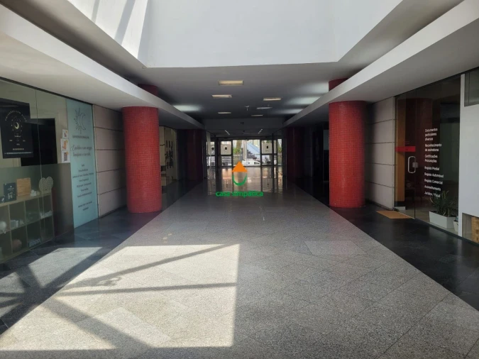 Loja para Venda em Gondomar (São Cosme), Valbom e Jovim Foto 13