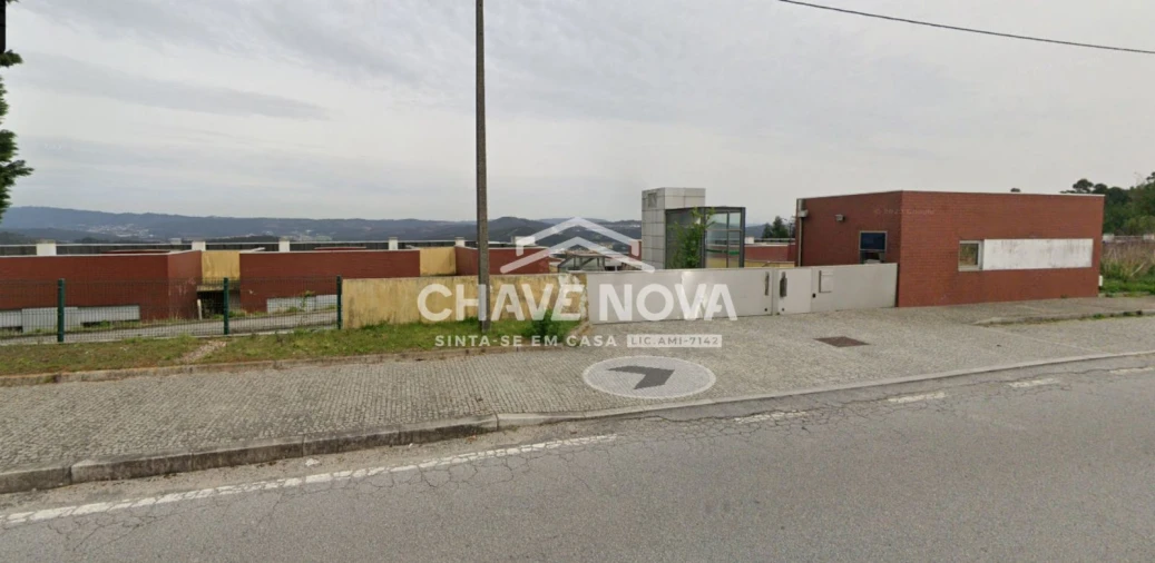 Prédio para Venda em Alfena Foto 2