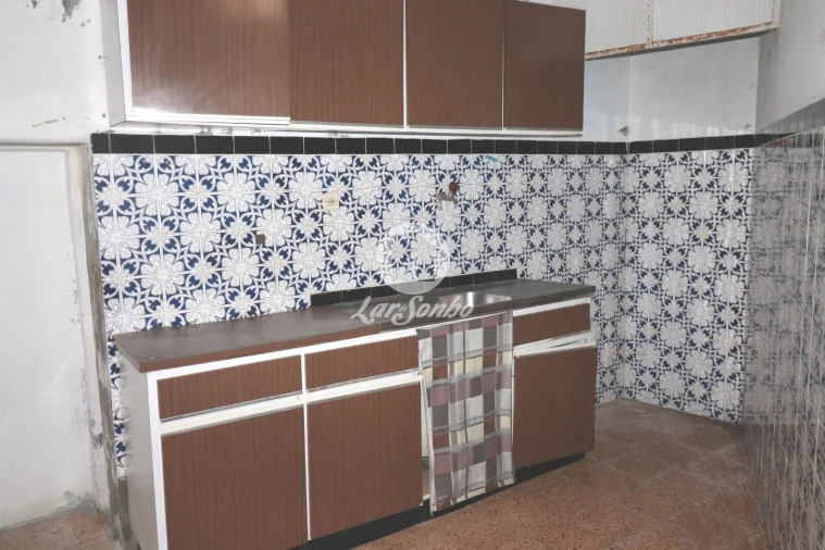 Moradia T2 para Venda em Madalena Foto 9