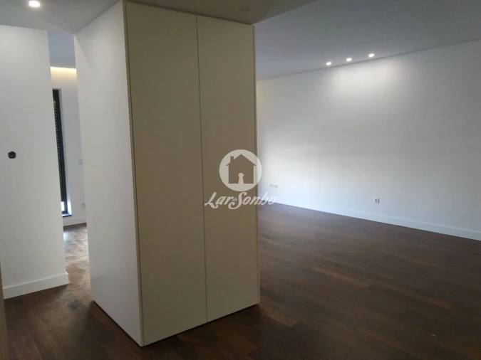 Apartamento T3 para Venda em Cedofeita, Santo Ildefonso, Sé, Miragaia, São Nicolau e Vitória Foto 6